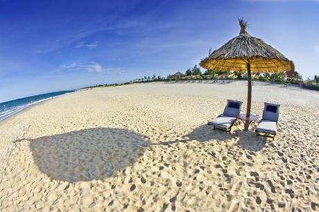 Sandy Beach Non Nuoc Resort