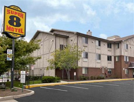 Super 8 Baltimore/Essex Area