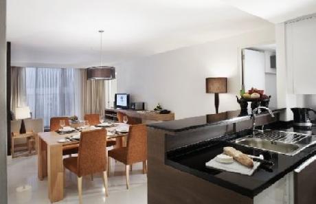 Oakwood Residence Sukhumvit 24 Bangkok