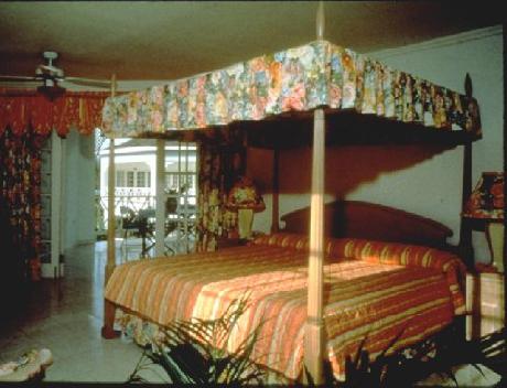 BEACHCOMBER CLUB AND SPA