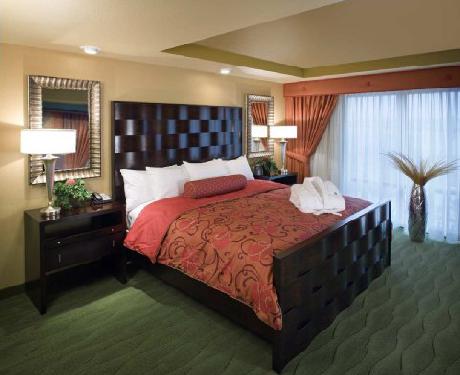 ES East Peoria  Riverfront CC