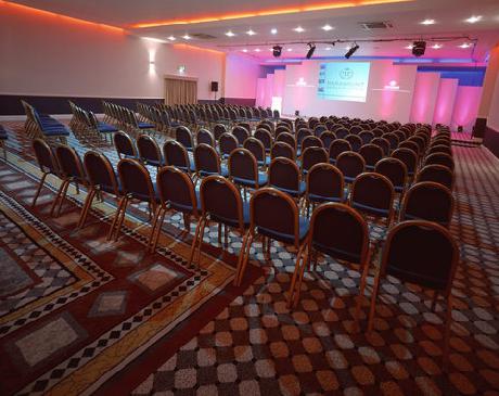 BARCELO HINCKLEY ISLAND HOTEL