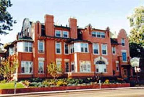 Holiday Chalet, A Victorian Ho