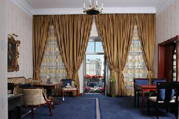 Кемпинский Мойка 22