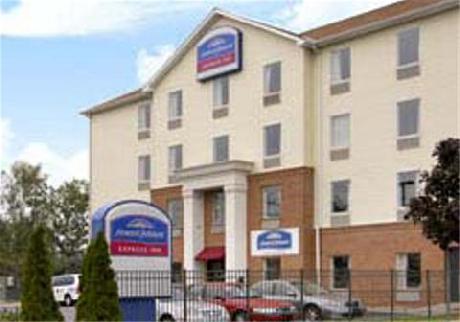 Howard Johnson Express Inn/Airport