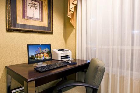 Holiday Inn Express WESLEY CHAPEL