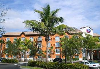 Fairfield Inn & Suites Naples Downtown