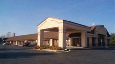 Super 8 Taylorville IL