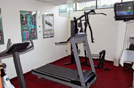 Holiday Inn Express LAGUARDIA ARPT