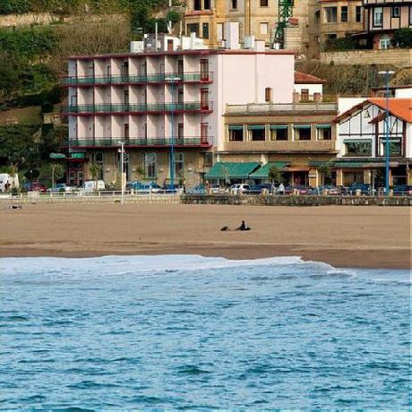 High Tech Tamarises Hotel