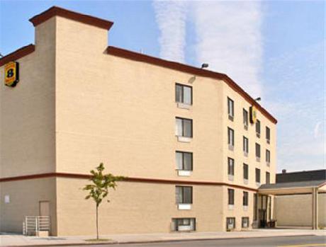 Super 8 JFK Airport NYC