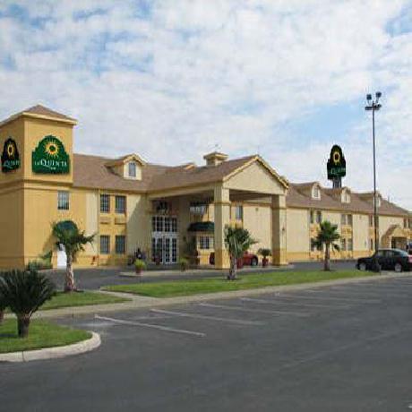 La Quinta Inn San Antonio AlamoDome South