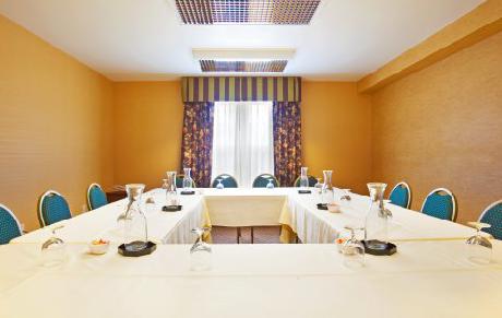 Holiday Inn Express Hotel & Suites IRON MOUNTAIN