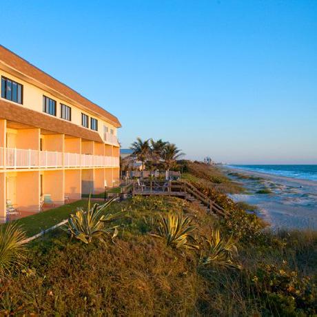 Tuckaway Shores Resort