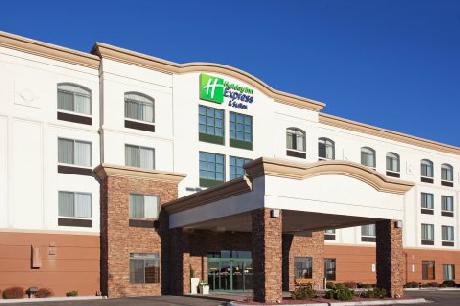 Holiday Inn Express Hotel & Suites CHEYENNE