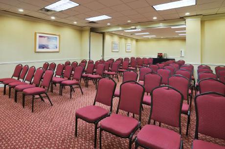 Crowne Plaza EXECUTIVE CENTER BATON ROUGE