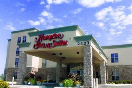 Hampton Inn  Suites Chicago