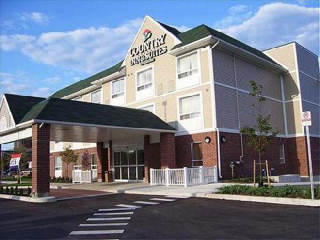 Country Inn & Suites By Carlson, London South, ON
