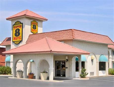 Super 8 Sandusky North