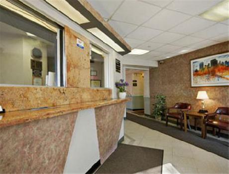 Super 8 Long Island City, New York