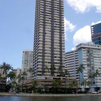 Hawaiian Monarch Hotel