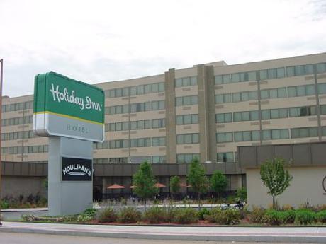 Holiday Inn ST. JOSEPH RIVERFRONT/HIST.