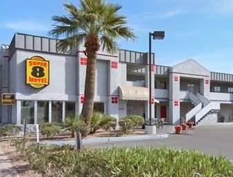Super 8 Phoenix Airport Downtown