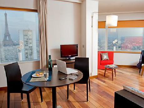 Adagio  Paris Tour Eiffel