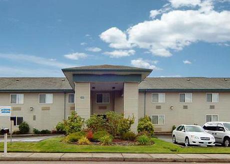 Rodeway Inn & Suites