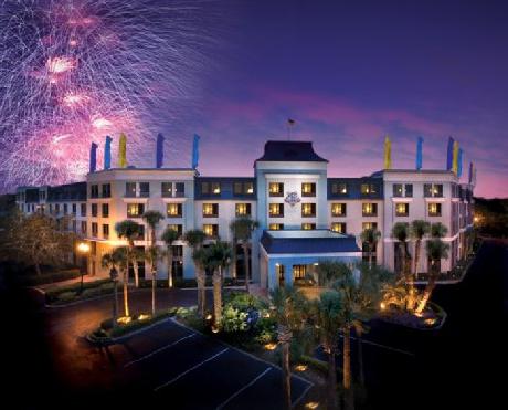 Quality Suites The Royale Parc Suites