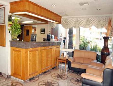 Super 8 Pasadena/LA Area