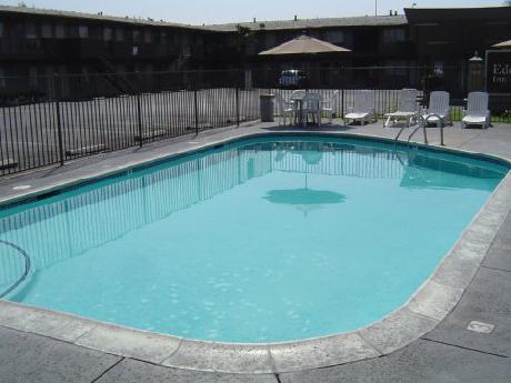 Eden Roc Inn and Suites