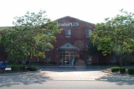 Studio Plus Deluxe Studios - Toledo - Maumee