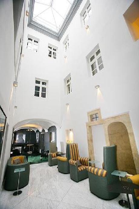 Skaritz Hotel and Residence