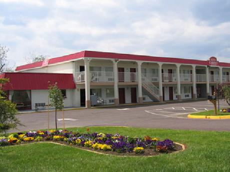 Red Carpet Inn & Suites Culpeper
