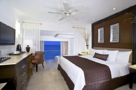 Le Blanc Spa Resort All Inclusive