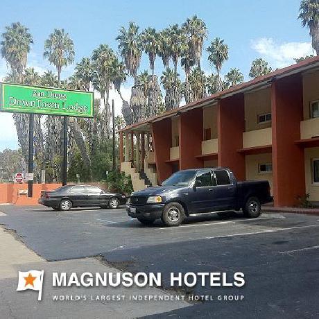 San Diego Downtown Lodge