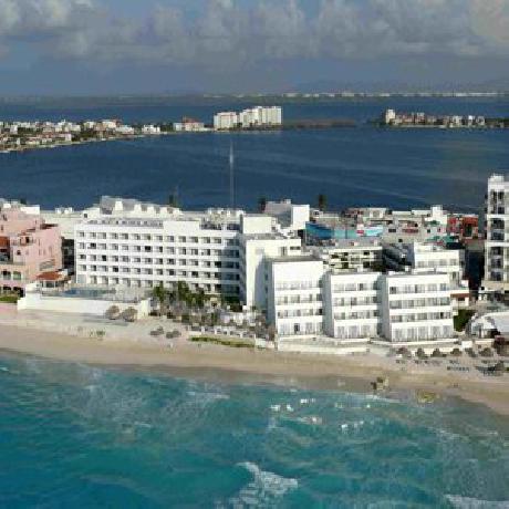 Flamingo Cancun Resort