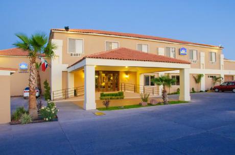 BEST WESTERN Cumbres Aeropuerto
