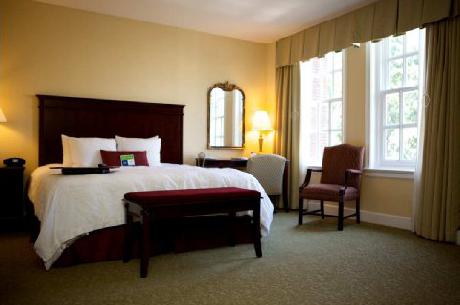 Hampton Inn  Suites BirminghamDowntownTutwiler