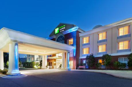 Holiday Inn Express Hotel & Suites DILLSBORO - WESTERN CAROLINA