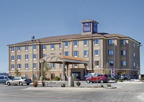 Sleep Inn & Suites near Seaworld