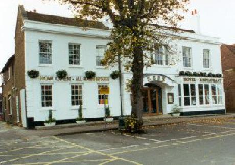 Zeus Hotel and Restaurant