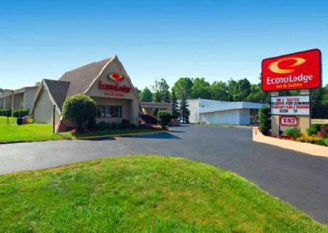 Econo Lodge Inn & Suites