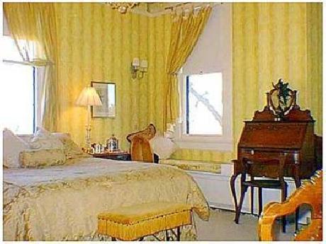 Austins Inn at Pearl Street