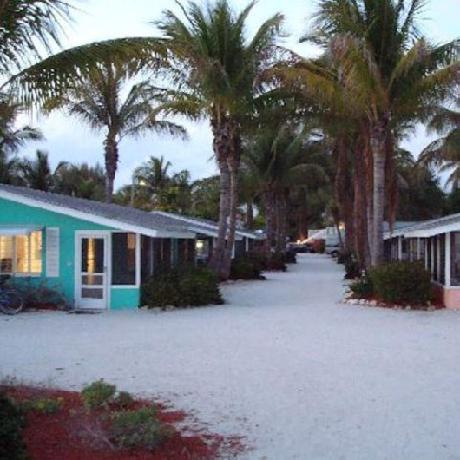Waterside Inn on the Beach