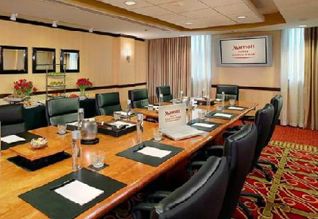 Chicago Marriott Suites O'Hare