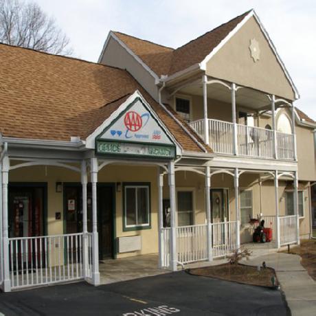 Red Carpet Inn and Suites - Cheshire
