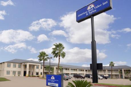 Americas Best Value Inn and Suites-Raymondville/Harlingen