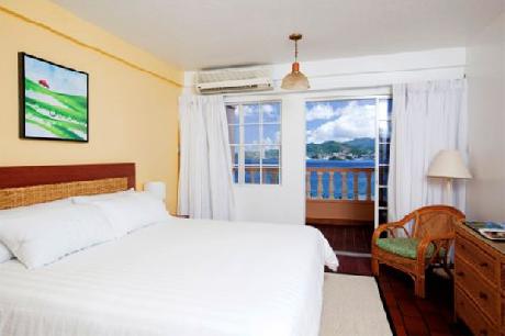 The Flamboyant Hotel And Villas